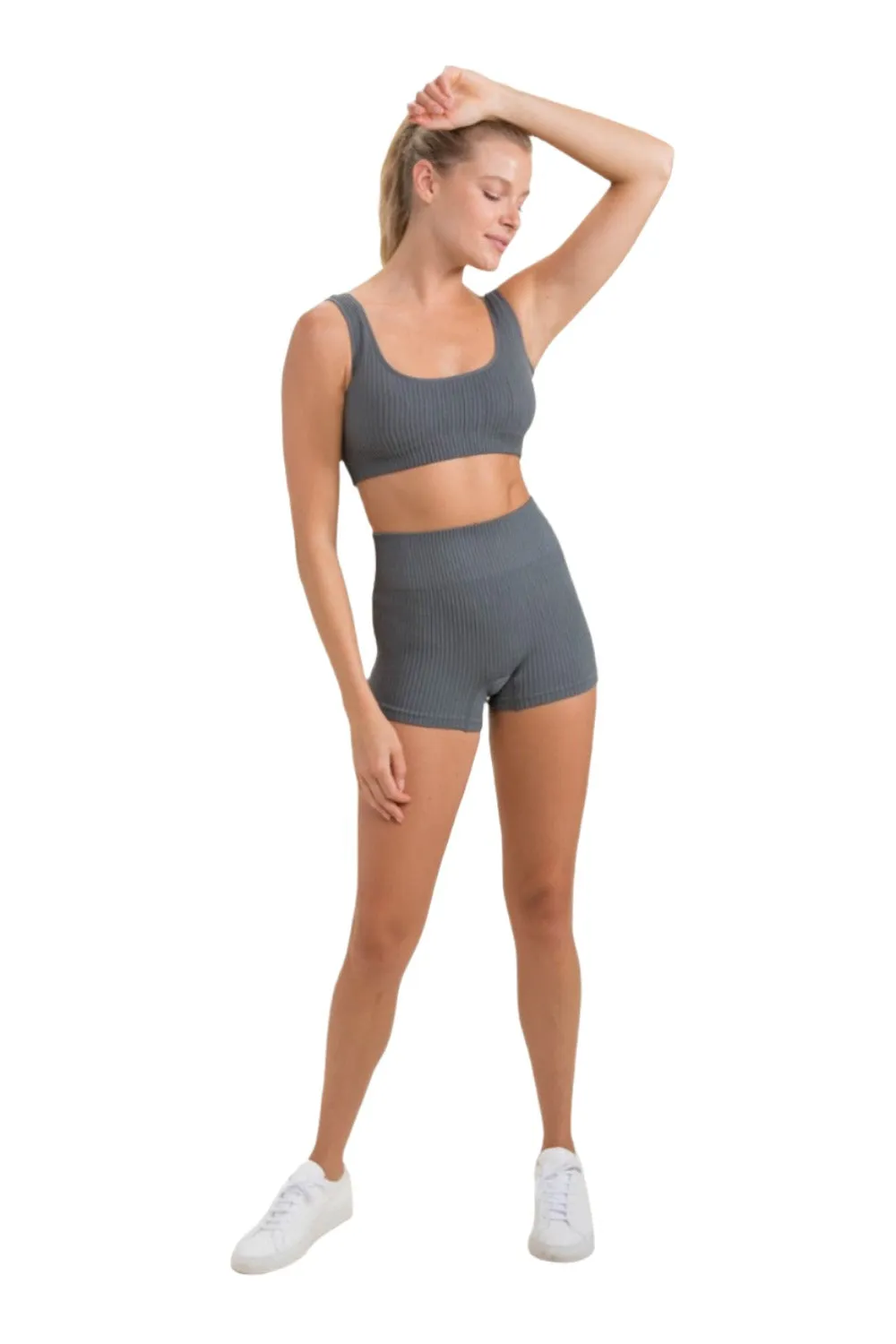 Mono B Ribbed Seamless High-Waisted Shorts APH-A1236