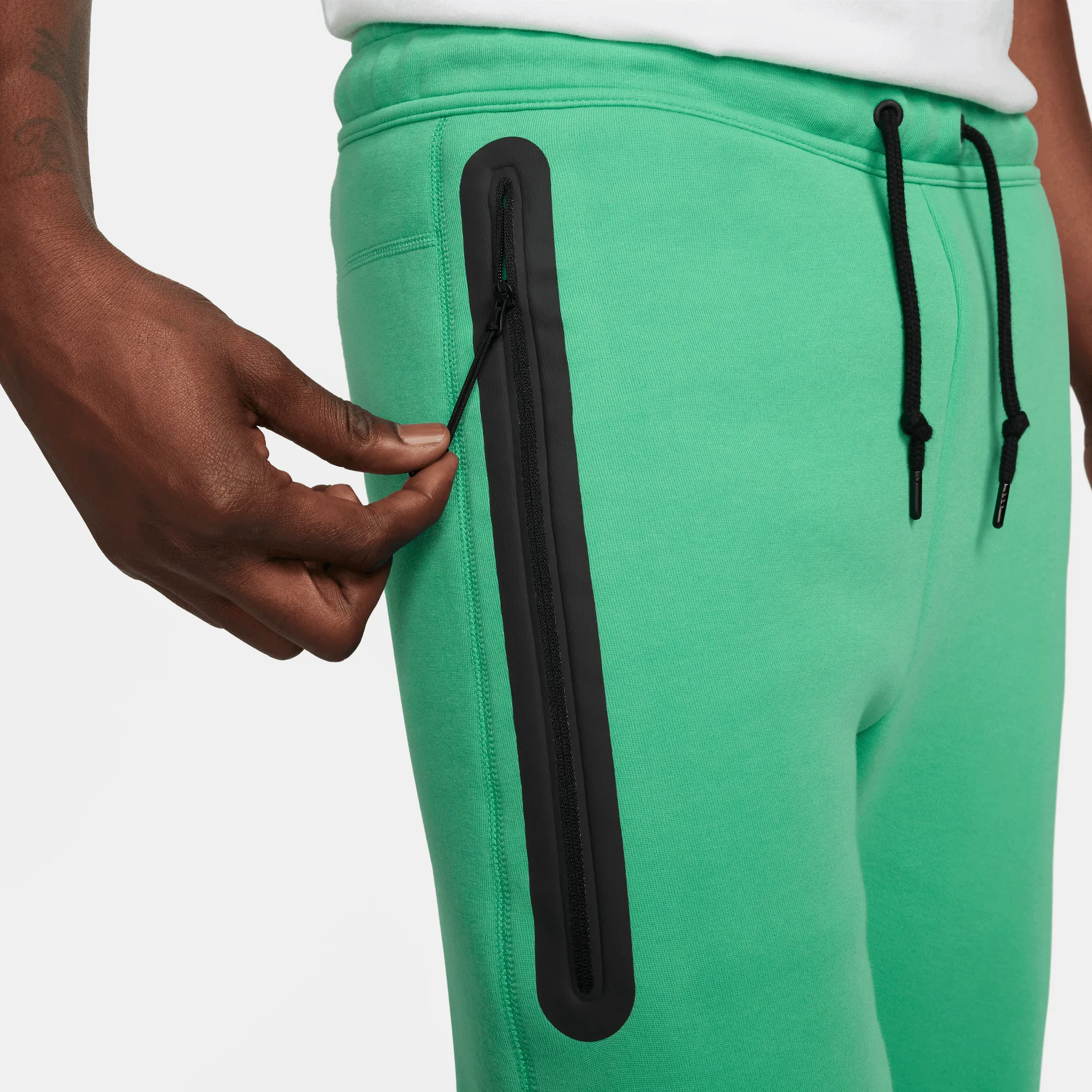 Nike Sportswear Tech Fleece Men's Spring Green Joggers