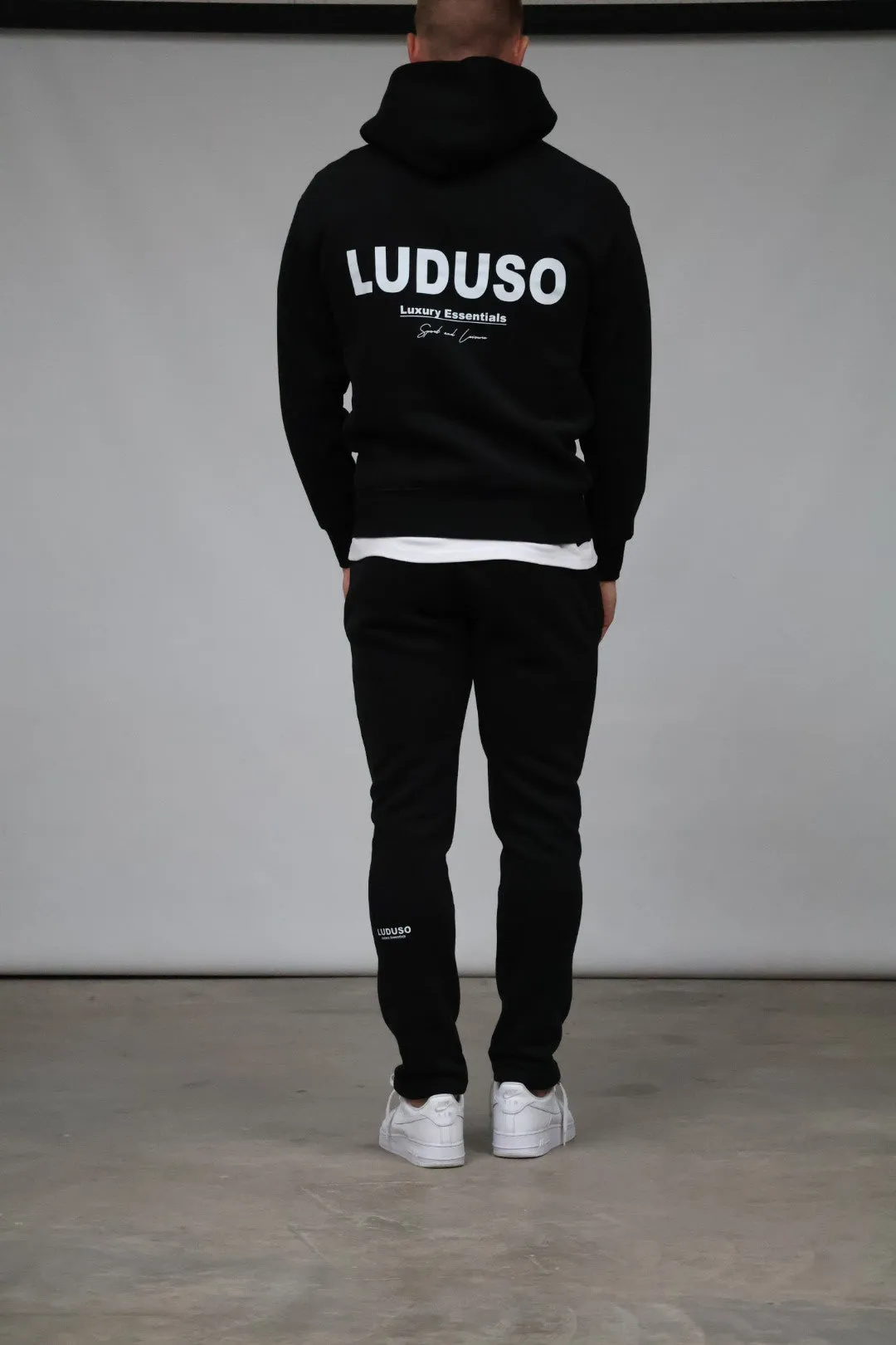 Sport & Leisure Hoodie - Black