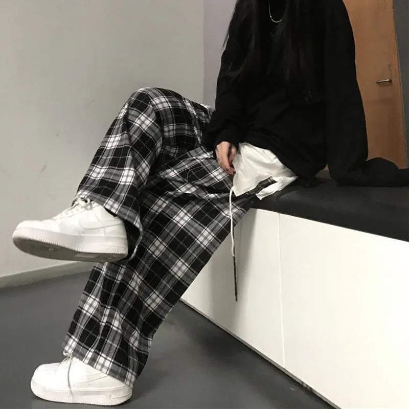 Wide-Leg Plaid Joggers